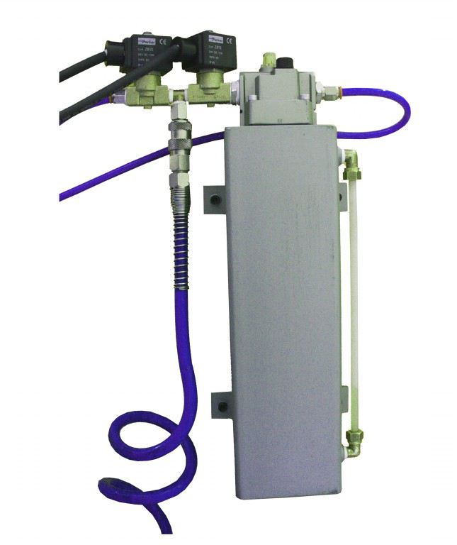 systém dávkování chladicí kapaliny pro CNC obráběcí stroj